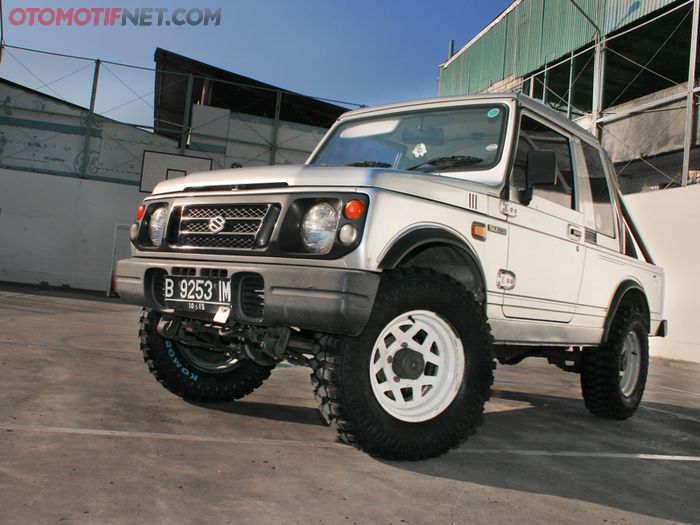 Suzuki Jimny SJ413 Caribian