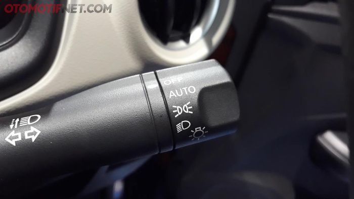 Tuas Lampu Otomatis New Datsun GO dan GO+