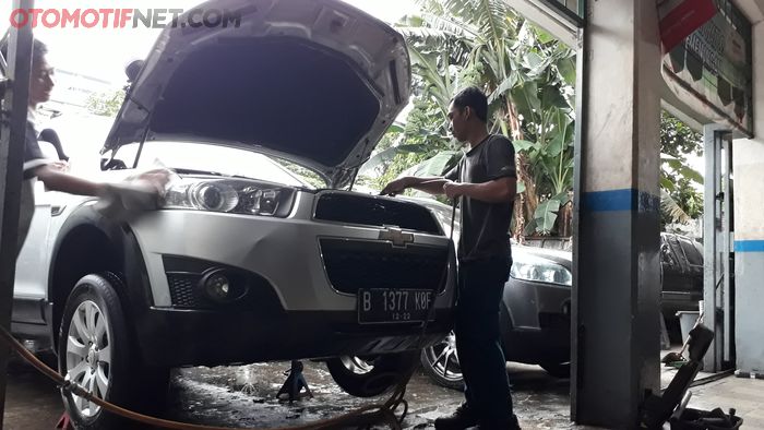 Pemeriksaan mesin Chevrolet Captiva