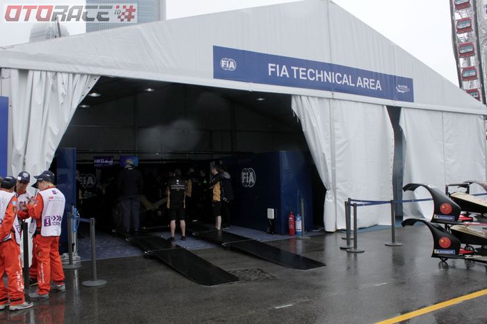 Contoh tenda paddock Formula E