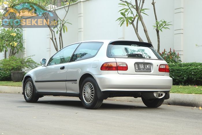   Civic Estilo Opik, seperti lihat mobil baru keluar dari dealer tahun '95