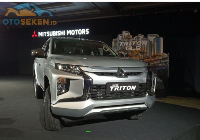 Mitsubishi Triton terbaru