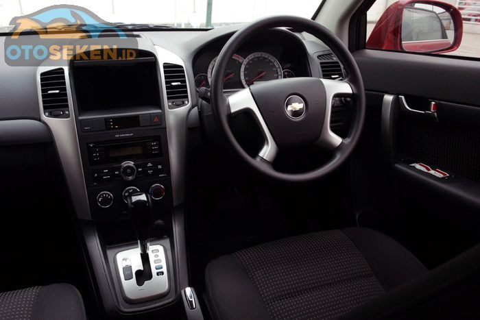 Interior Chevrolet Captiva Diesel 2008