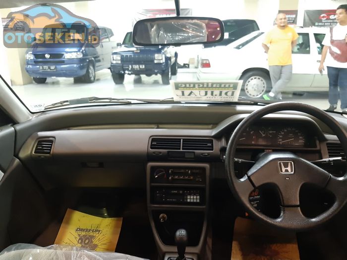 Dasbor Honda Civic LX tahun 1989