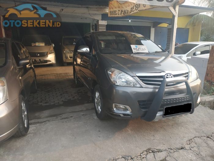 Toyota Kijang Innova bekas