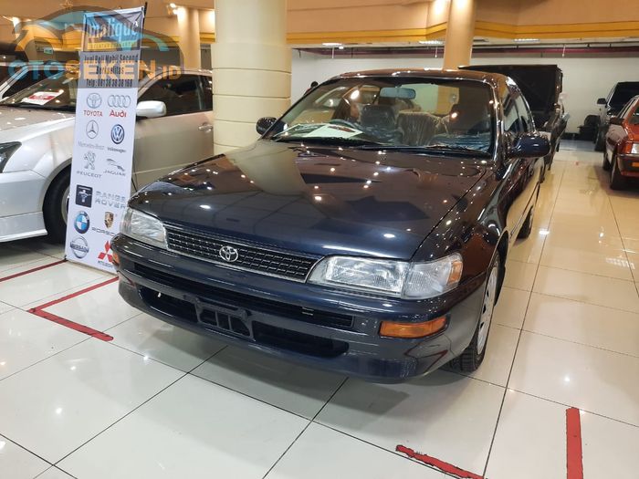 Toyota Great Corolla tahun 1994, mobil kolektor dilepas seharga Rp 150 juta