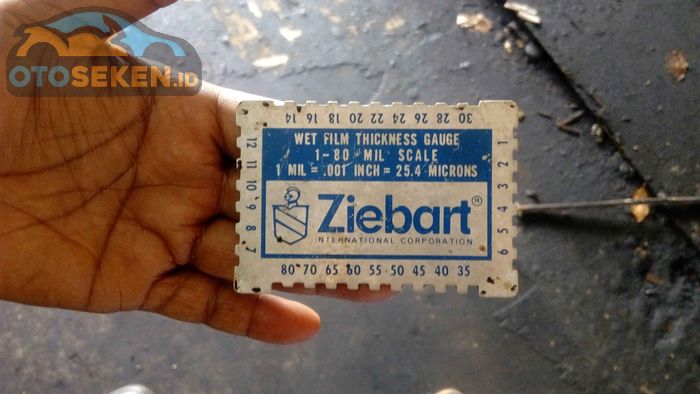 Wet film thickness gauge Ziebart