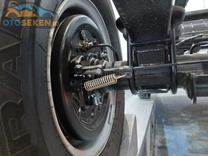 Bearing ada di setiap roda mobil