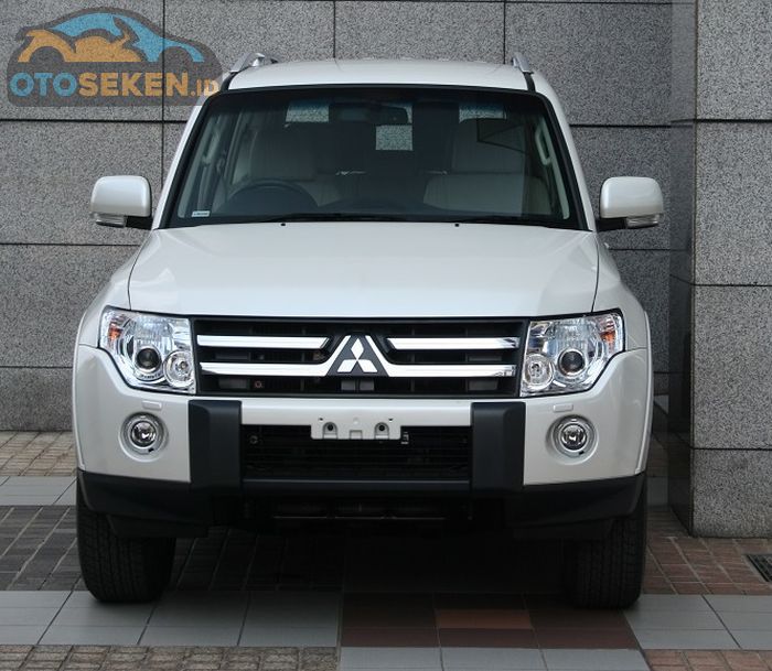 Mitsubishi Pajero 2008