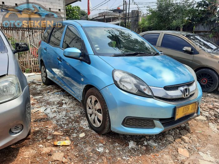 Honda Mobilio tipe S 2015 eks Taksi