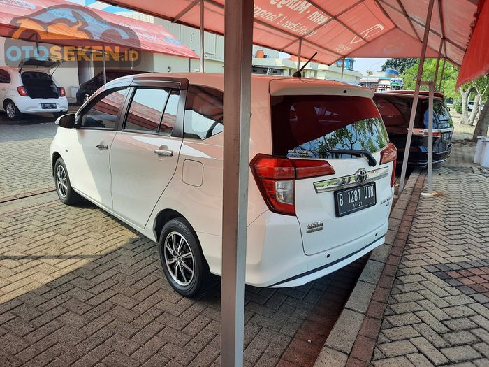 Toyota Calya tipe G Matik 2016 di showroom Power Auto