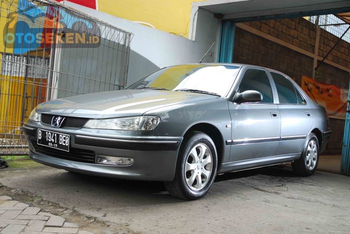 Ilustrasi Peugeot 406