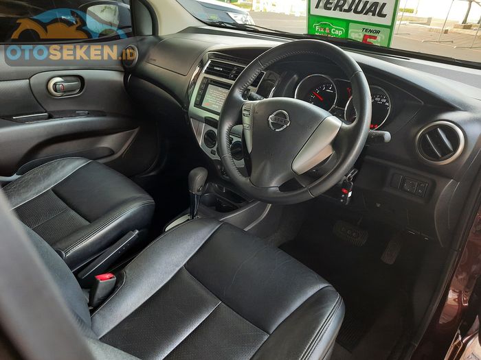 Interior Nissan Grand Livina 1.5 HWS 2015