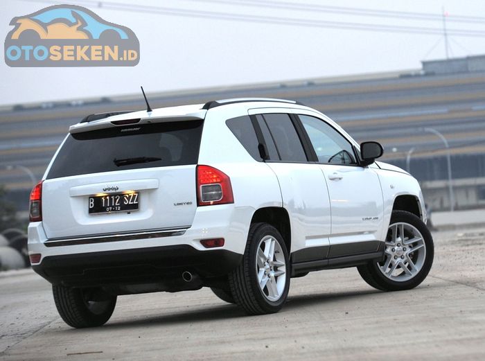 Body Belakang Jeep Compass 2.4 2012