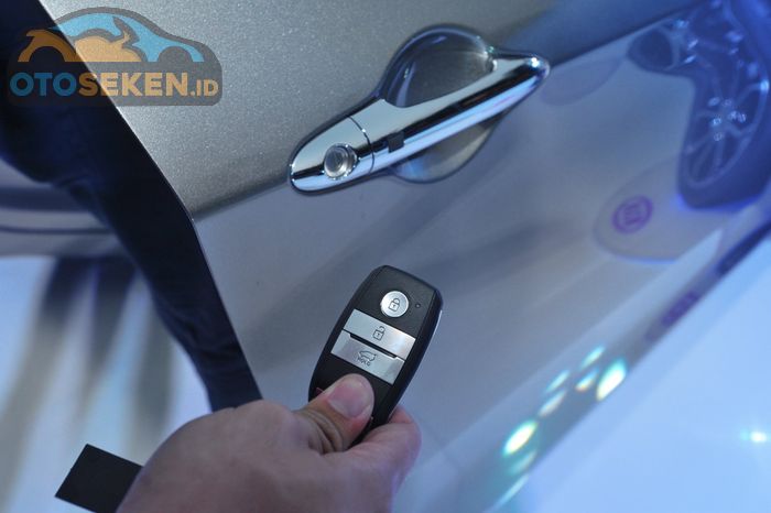 Keyless KIA Picanto Platinum 2015