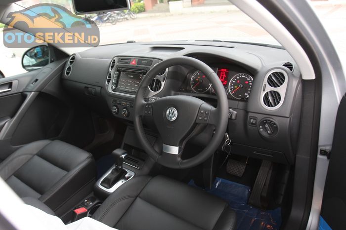 Dasbor VW Tiguan 2.0 TSi 2008