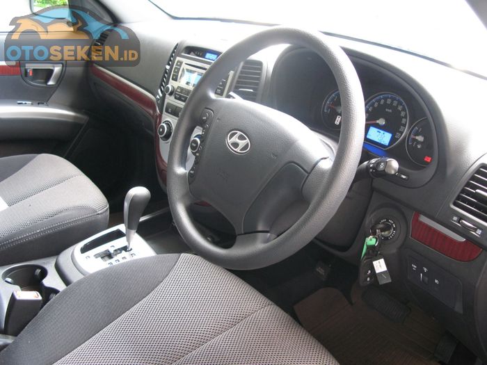 interior Hyundai Santa Fe generasi kedua