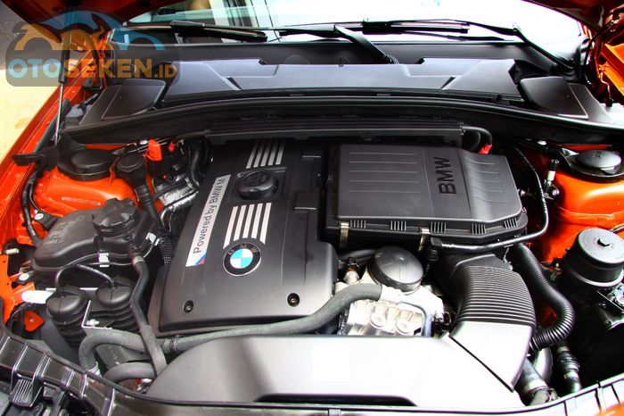 Mesin BMW Seri-1 M Coupe 2011