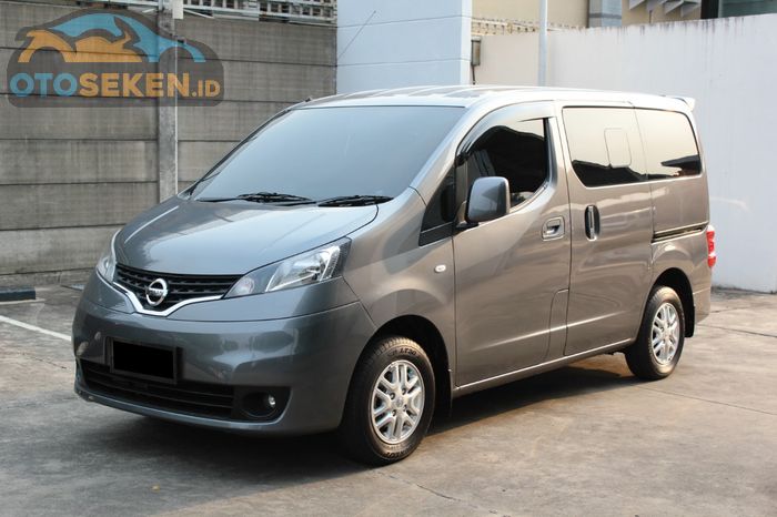 Nissan Evalia 