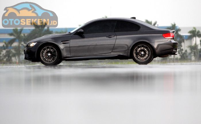 Body Samping BMW M3 Coupe 2009