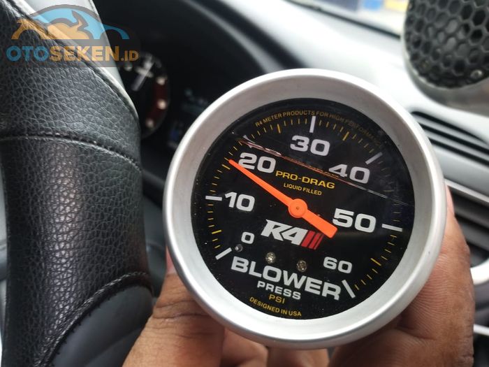 Boost meter untuk mengetahui boost turbo