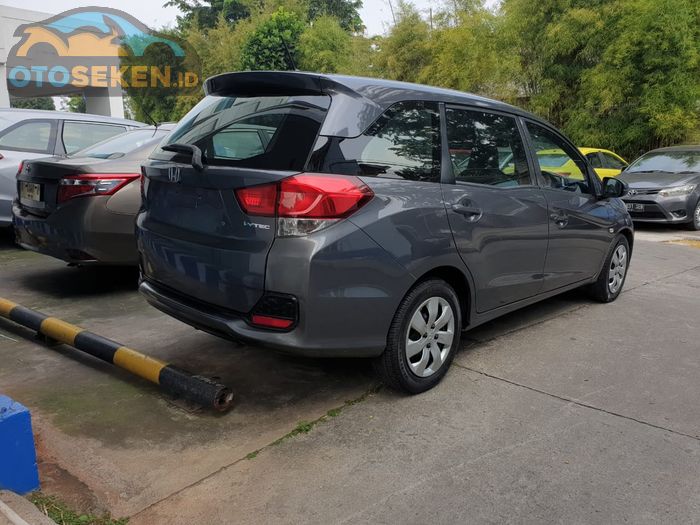 Honda Mobilio facelift 2016 eks taksi Blue Bird