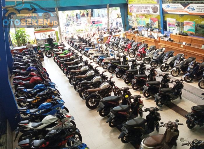 Ilustrasi. Showroom motor bekas Sanjaya Motor di Bandung, Jawa Barat