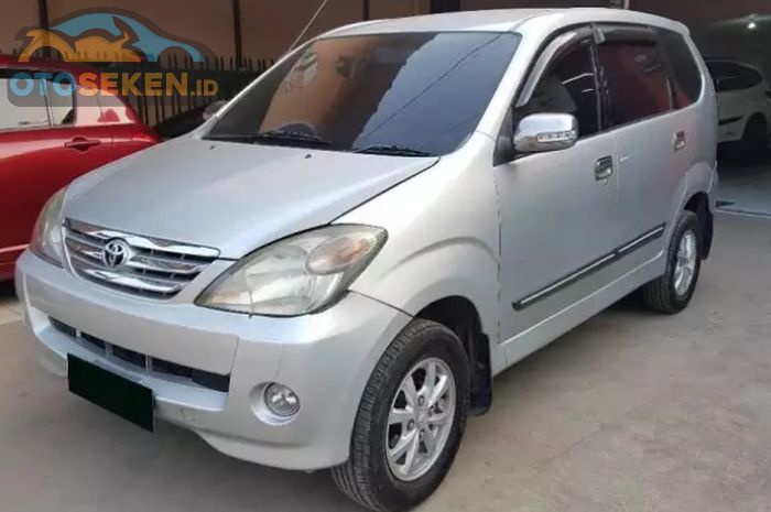 Toyota Avanza 2004
