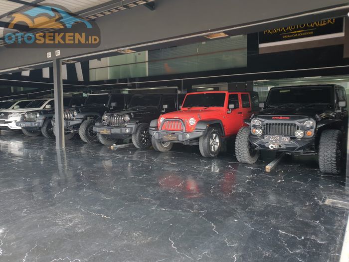 Jeep Wrangler JK bekas di Arsha Auto