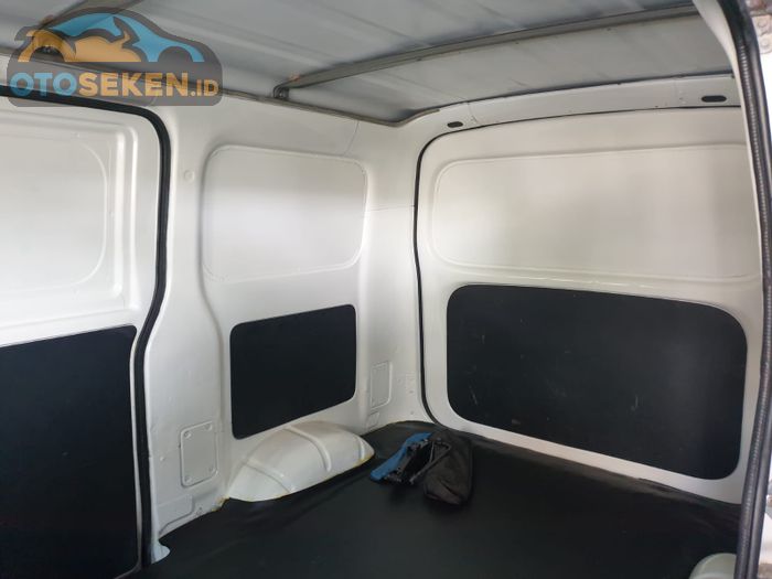 Kabin Daihatsu Gran Max Blind Van bekas