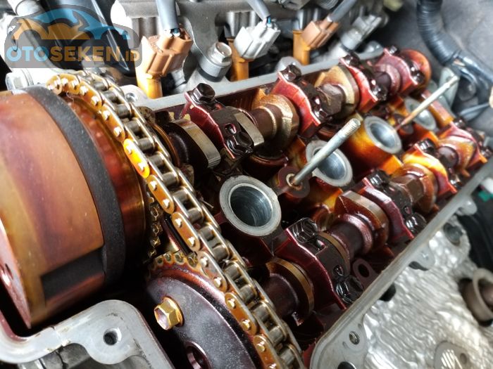 Sludge pada mesin mobil