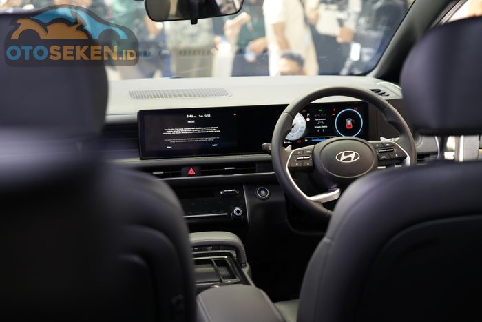 Interior Hyundai Stargazer