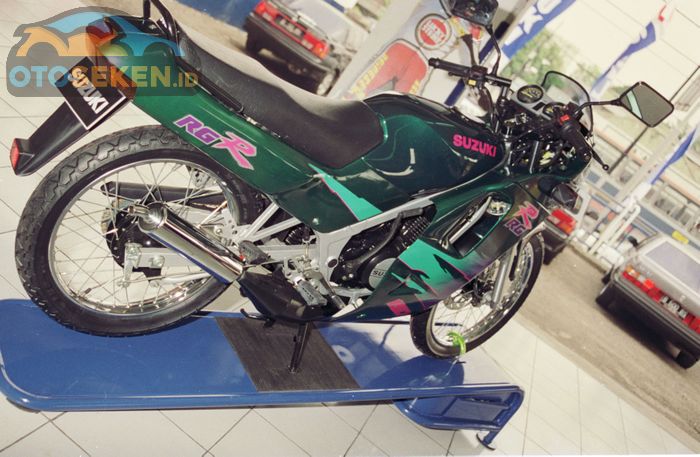 Suzuki RGR150SS Generasi kedua