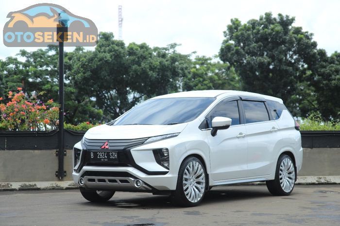 Mitsubishi Xpander Oche