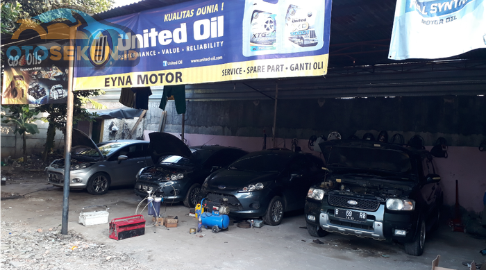 Eyna Motor, salah satu bengkel spesialis Ford