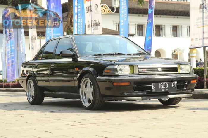 Great Corolla menggantikan Corolla 'Twincam' yang melegenda.