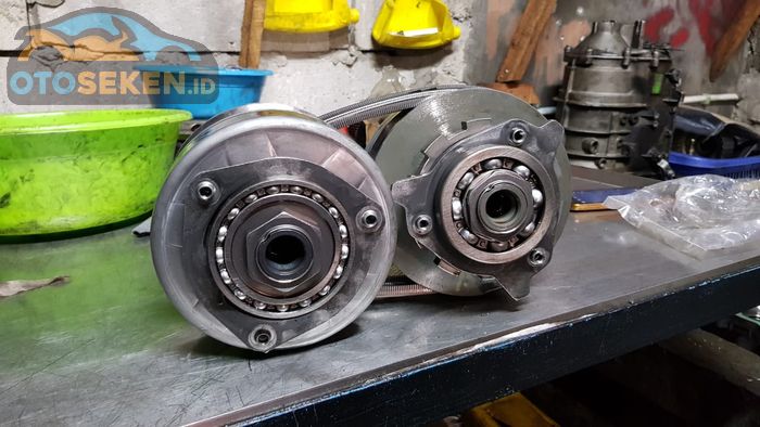Komponen internal transmisi CVT