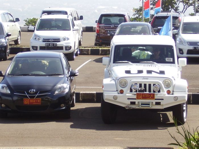 Ilustrasi mobil dinas TNI