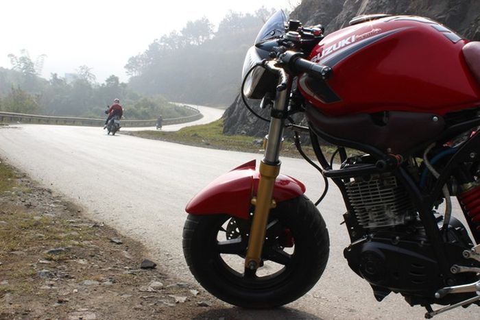 Ukuran garpu depannya gede banget