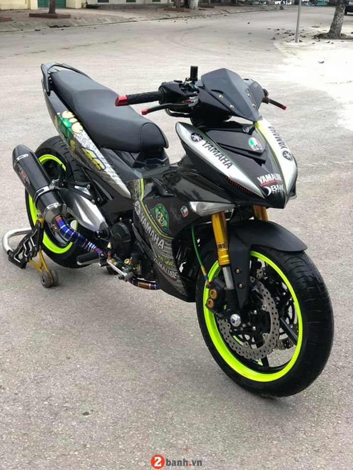 Kepalanya MX King ini juga diganti pakai kepala Yamaha Aerox