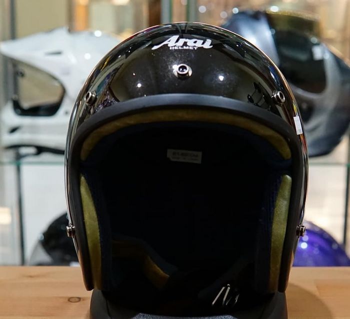 Helm tipe half face