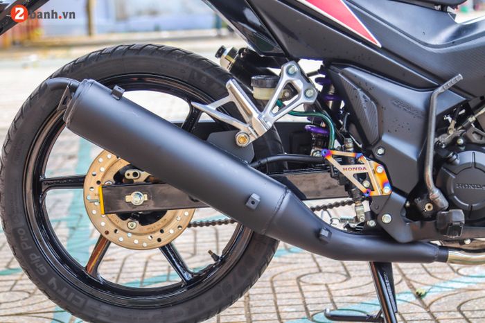 Knalpot standarnya jadi mirip knalpot 2-tak