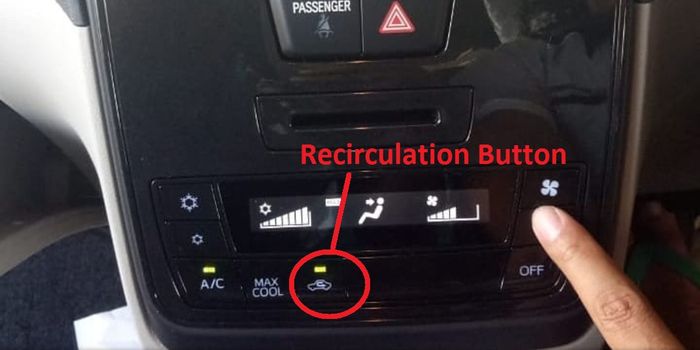 Recirculation Button di AC digital Toyota Avanza 2019