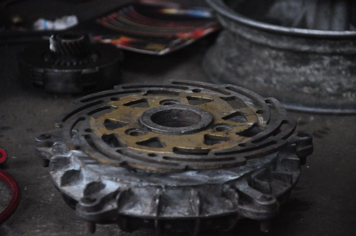 Bisa pakai cakram Supra X atau aftermarket