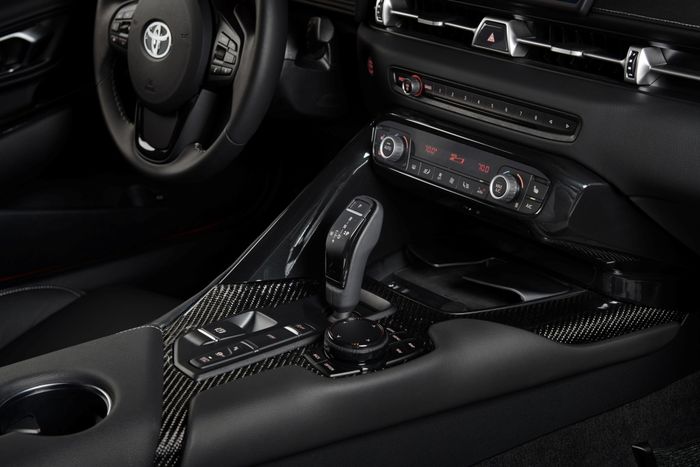 Konsol Tengah Toyota Supra yang Berbasis dari BMW Z4 G29