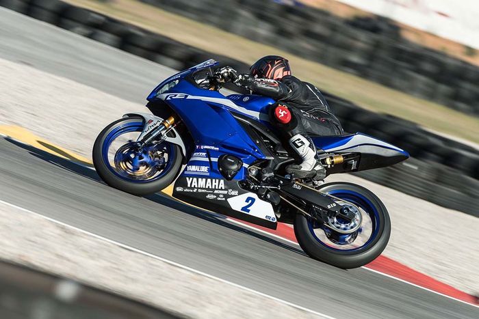 Yamaha YZF-R3 2019 tampilan balap World Supersport 300 2019