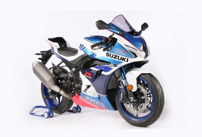 Suzuki GSX-R1000 Trophy Edition versi standar