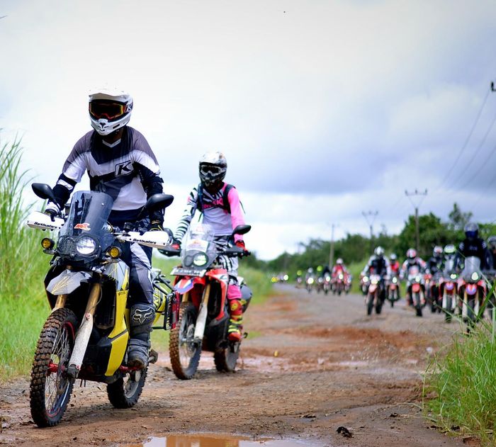 On dan off-road jadi menu wajib perjalanan