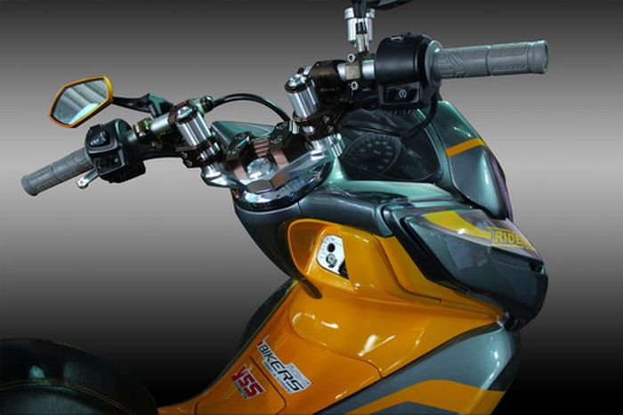 Modifikasi Honda PCX ala robot