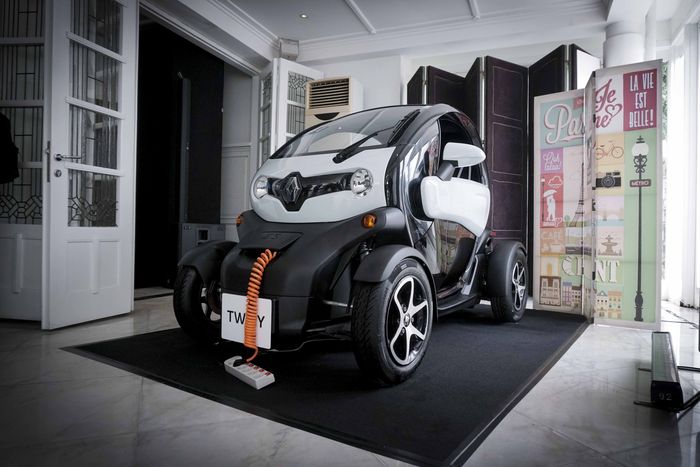 Renault Twizy punya konsep mirip motor